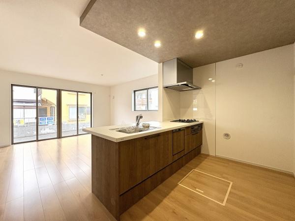 KIP青梅市河辺町1期全1棟1号棟