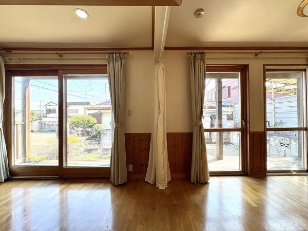 あきる野市上代継　スウェーデンハウスの中古戸建て