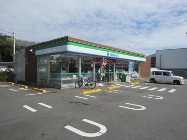 武蔵村山市三ツ木５丁目の中古一戸建て(ファミリーマート武蔵村山三ツ木五丁目店)