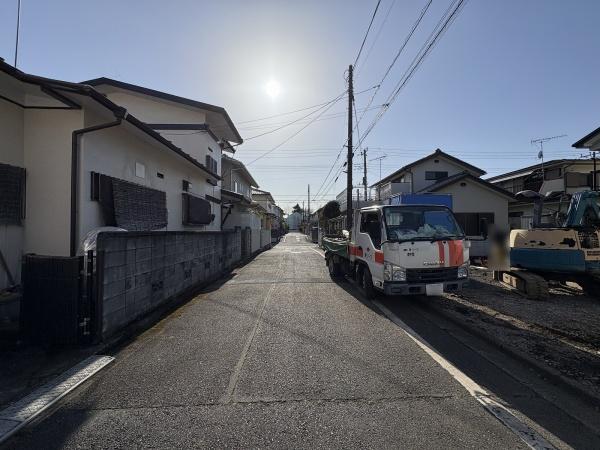 リーブルガーデン青梅市末広町全2棟　2号棟