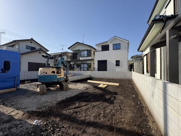 リーブルガーデン青梅市末広町全2棟　2号棟