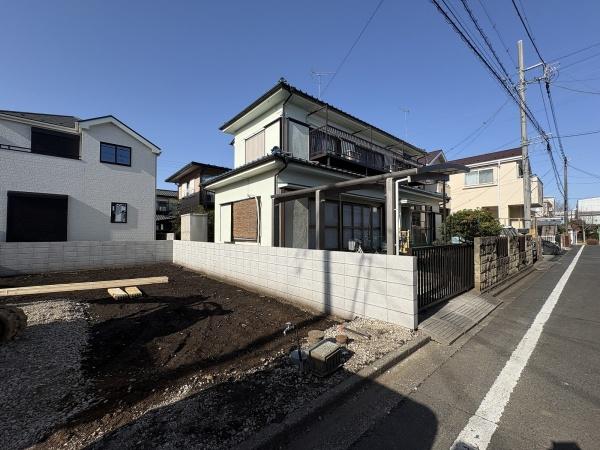 リーブルガーデン青梅市末広町全2棟　2号棟