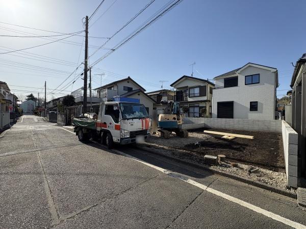リーブルガーデン青梅市末広町全2棟　2号棟