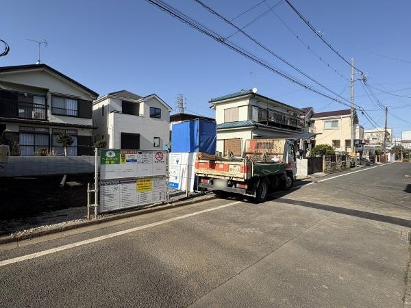 リーブルガーデン青梅市末広町全2棟　2号棟
