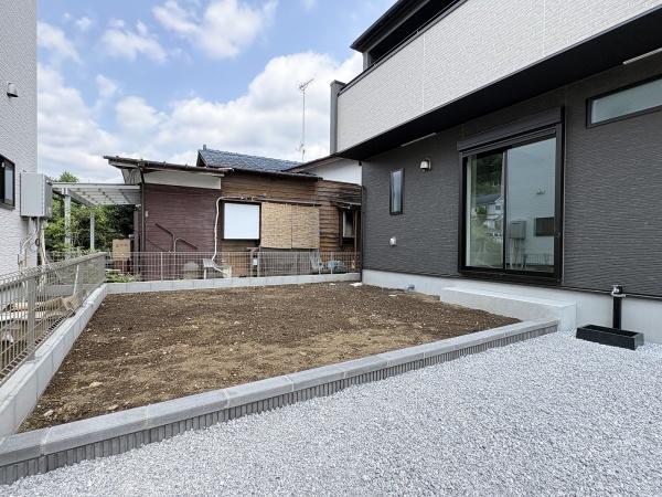 GRAFARE青梅市畑中全2棟　1号棟