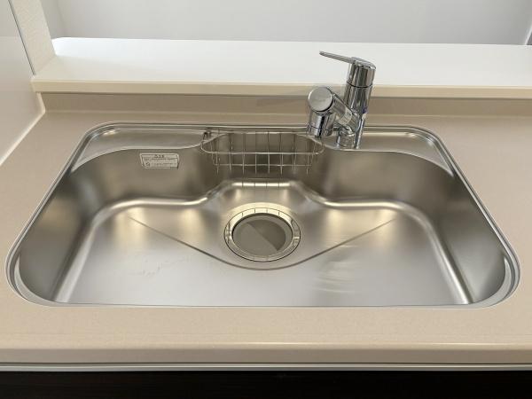 リーブルガーデン福生市福生第8全2棟　2号棟