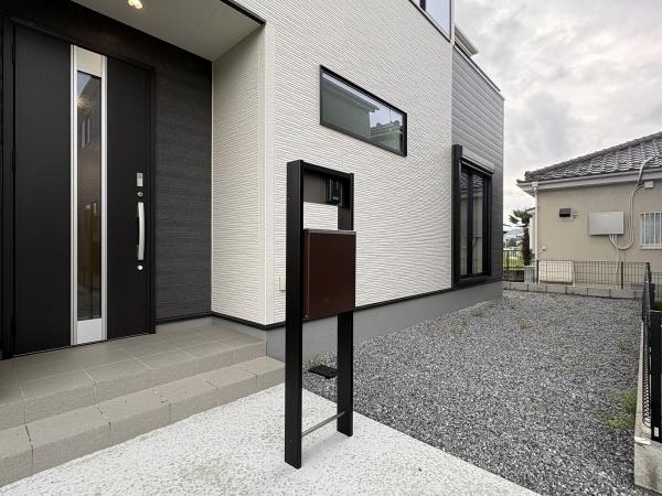 リーブルガーデン瑞穂箱根ヶ崎池廻り第4全2棟2号棟