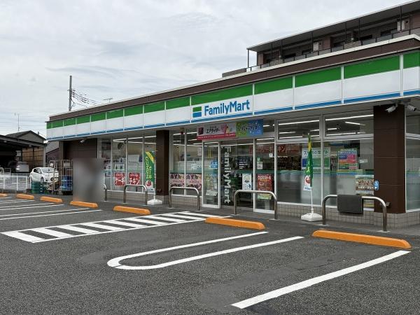 コーポ武蔵末広(ファミリーマート青梅末広町二丁目店)