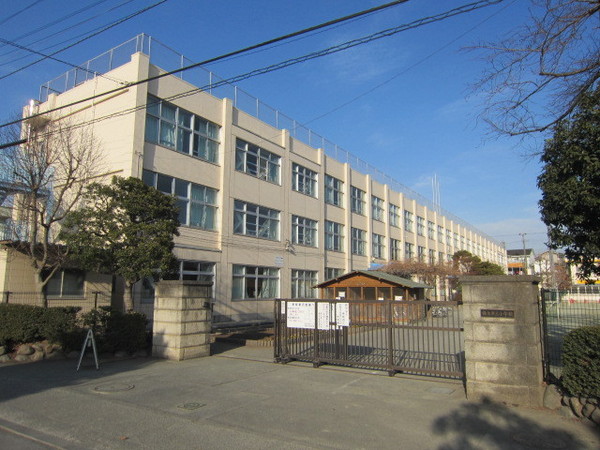 福生市志茂Ｂ号棟(福生市立福生第三小学校)