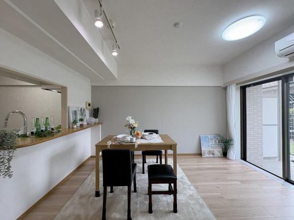 ロータリーパレス河辺壱番館