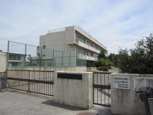 ライオンズマンション多摩川河辺(青梅市立河辺小学校)