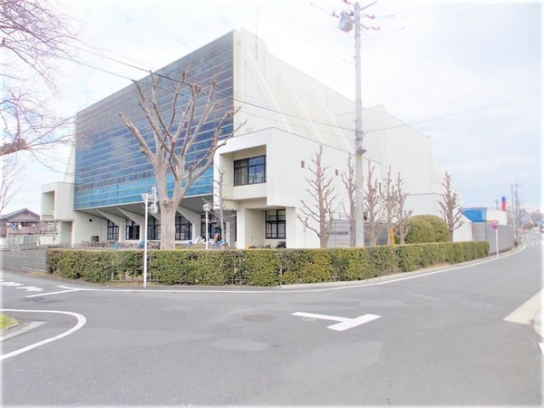 あきる野市草花の新築一戸建(福生市立中央体育館)