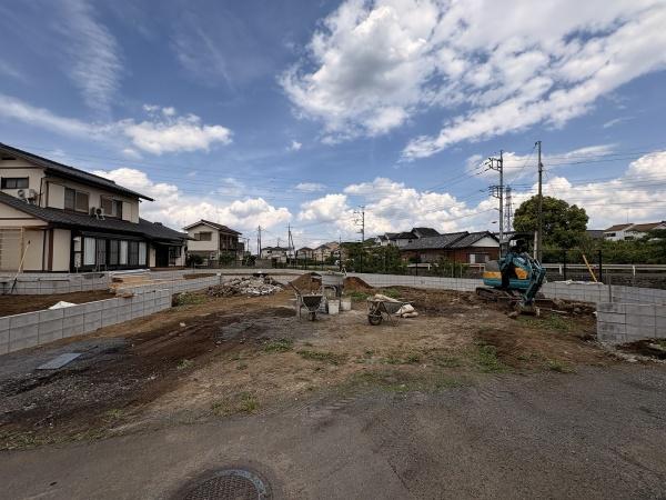 リーブルガーデン青梅市今井第2全3棟　2号棟