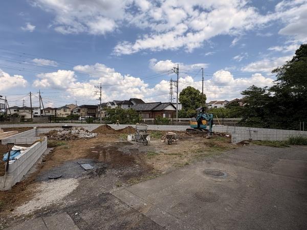リーブルガーデン青梅市今井第2全3棟　2号棟