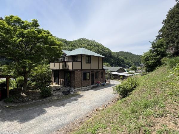 青梅市黒沢３丁目の中古一戸建て