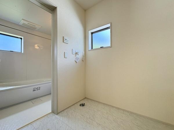 リーブルガーデンあきる野高尾第2全6棟　1号棟