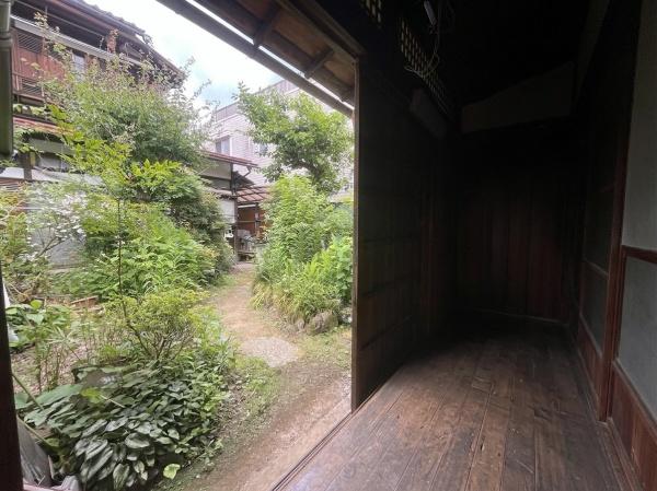 青梅市仲町の中古一戸建て