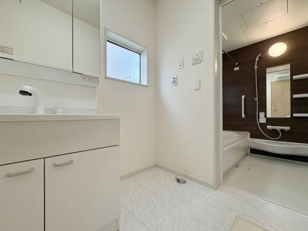 あきる野市引田の中古一戸建て