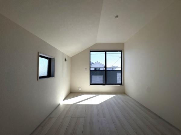 リーブルガーデン羽村市羽加美第1全4棟2号棟
