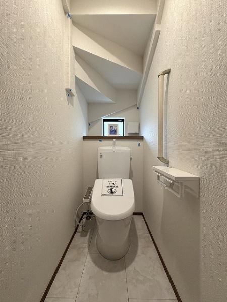 青梅裏宿町全５棟　E号棟