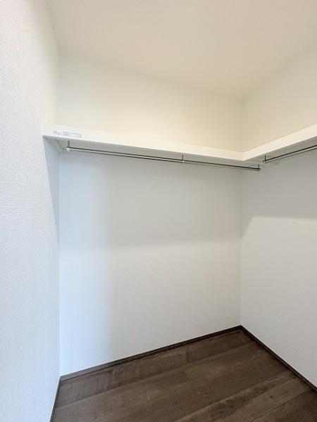 青梅裏宿町全５棟　E号棟