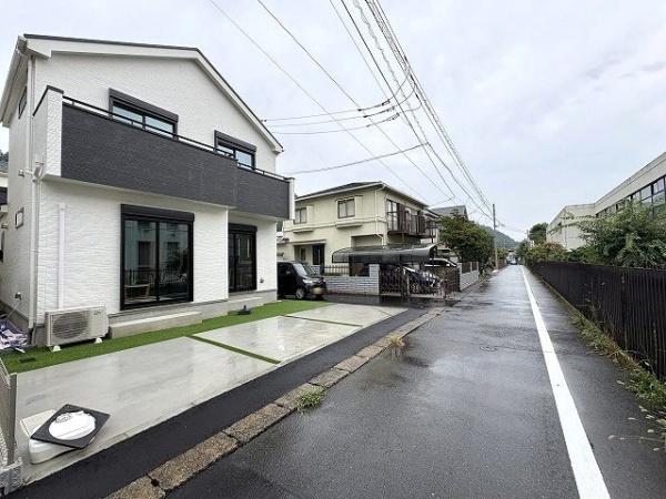 青梅裏宿町全５棟　E号棟
