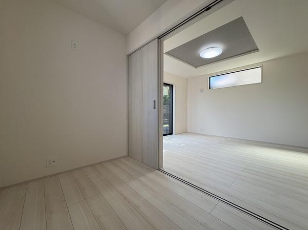 リーブルガーデン日の出町平井第二全1棟