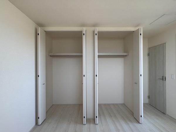リーブルガーデン日の出町平井第二全1棟