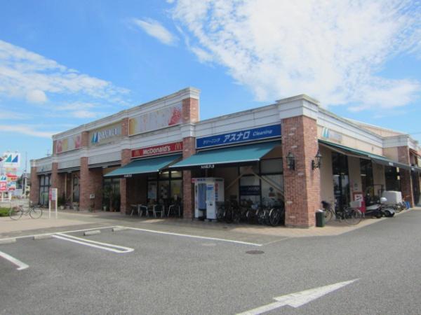 ハイネス第二福生(マルフジ福生店)