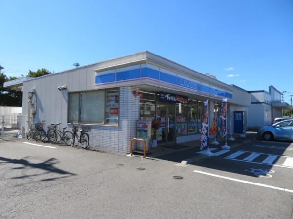クレイドルガーデン福生市北田園第12　全1棟(ローソン福生南田園3丁目店)
