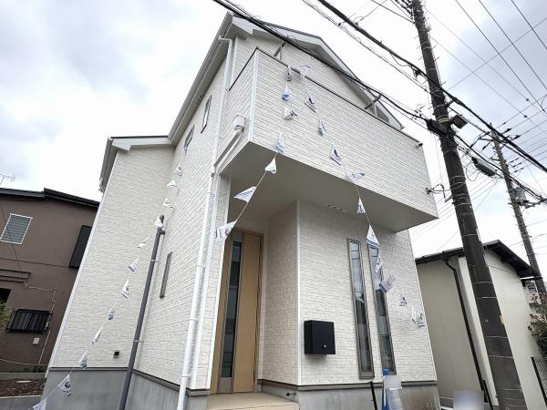 クレイドルガーデン福生市北田園第12　全1棟