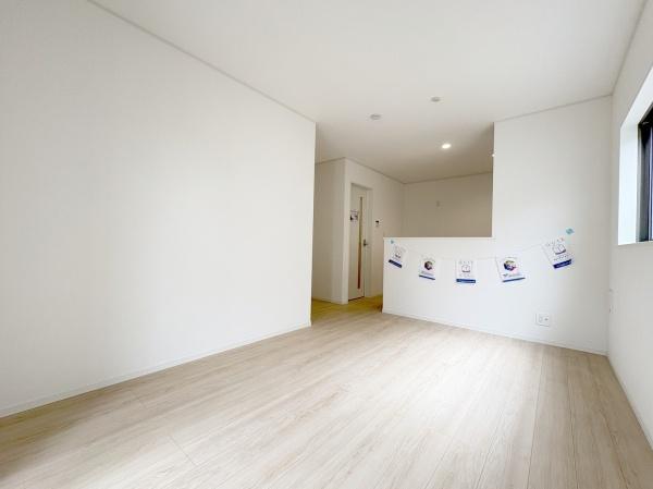 クレイドルガーデン福生市北田園第12　全1棟
