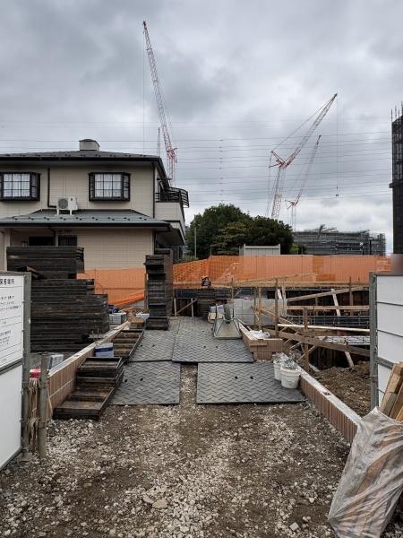 羽村市栄町2丁目全3棟2号棟