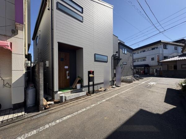 リーブルガーデン青梅市河辺町全2棟　1号棟