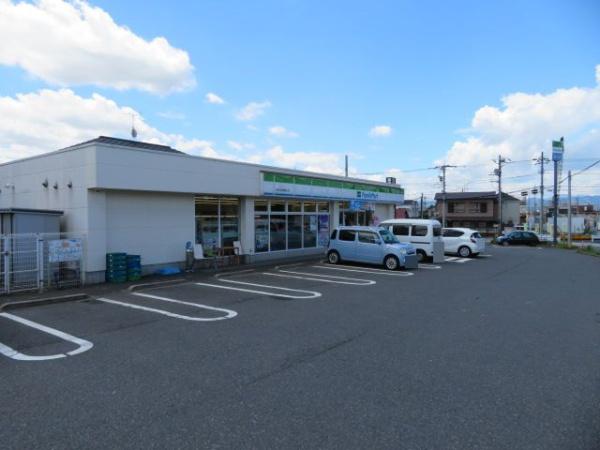 リーブルガーデン福生市福生第9全3棟2号棟(ファミリーマート福生多摩橋通り店)