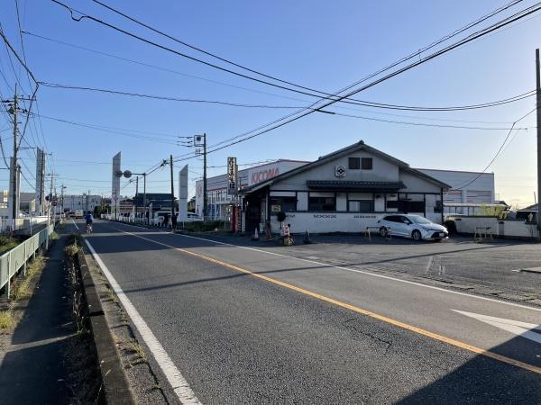 南荻島店舗付き土地(前面道路含む現地写真)