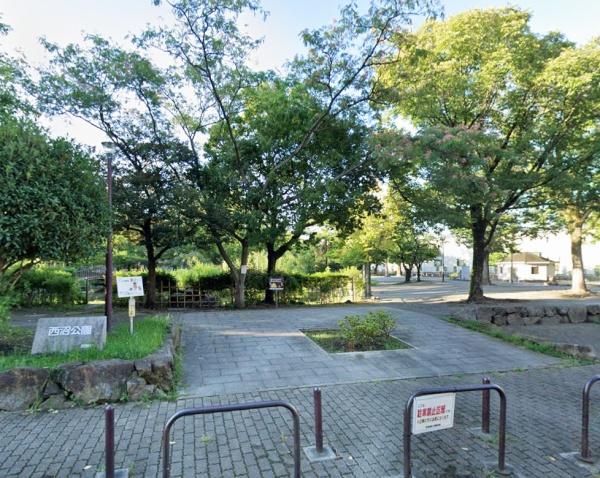 アーデル綾瀬コージーガーデン(西沼公園)