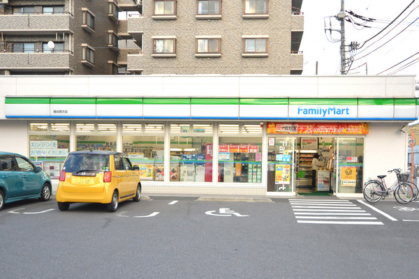 ハイツ越谷(ファミリーマート越谷西方店)