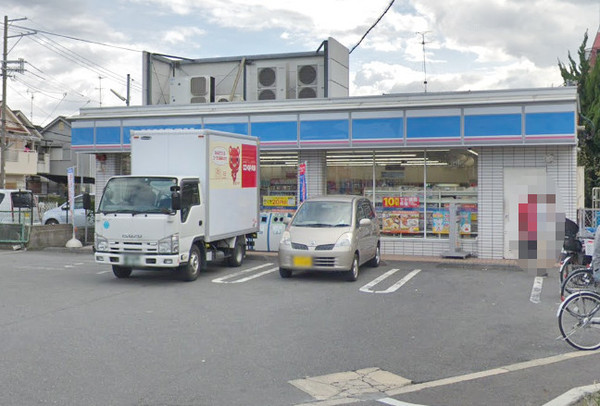 高槻市寿町2丁目の中古一戸建て(ローソン高槻如是町店)