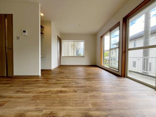 高槻市松が丘４丁目の中古一戸建
