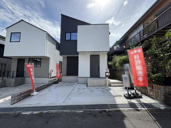 高槻市安岡寺町５丁目の中古一戸建
