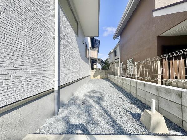 高槻市松が丘４丁目の新築一戸建