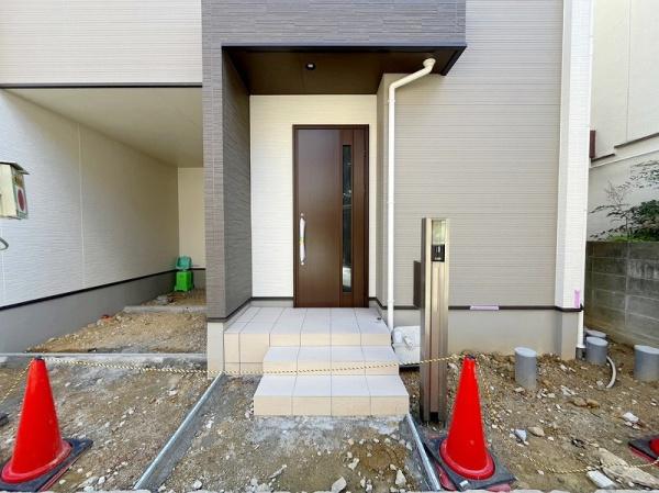 高槻市竹の内町の新築一戸建