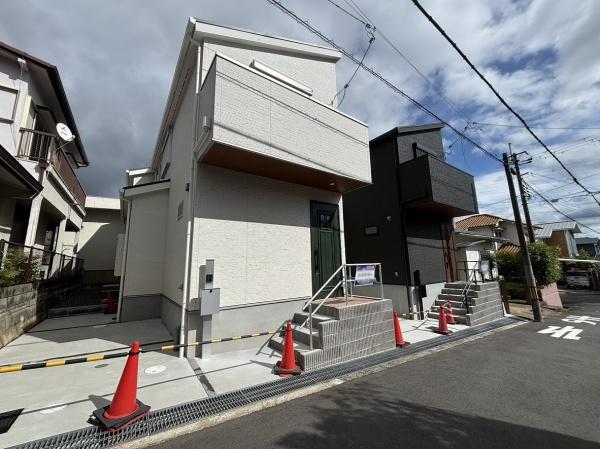 高槻市安岡寺町４丁目の新築一戸建