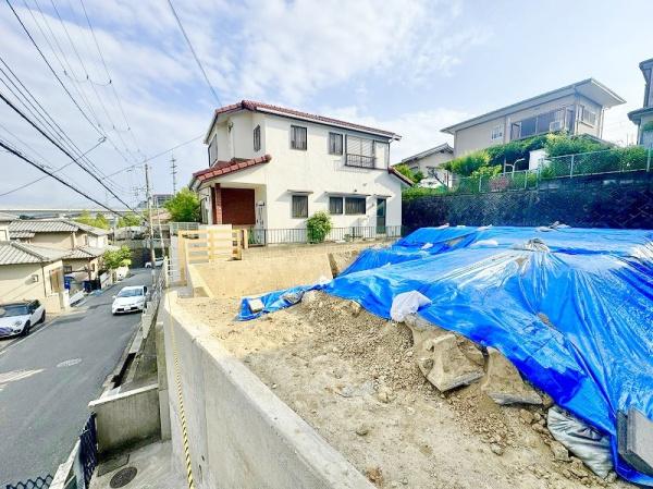 高槻市日吉台六番町の土地