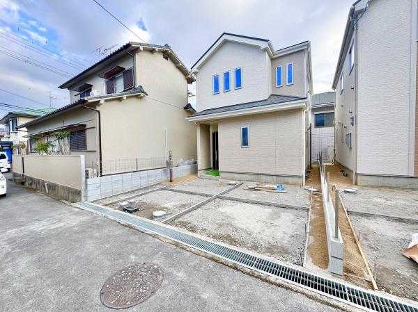 高槻市松が丘４丁目の新築一戸建