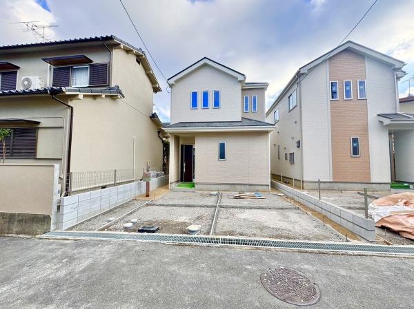 高槻市松が丘４丁目の新築一戸建