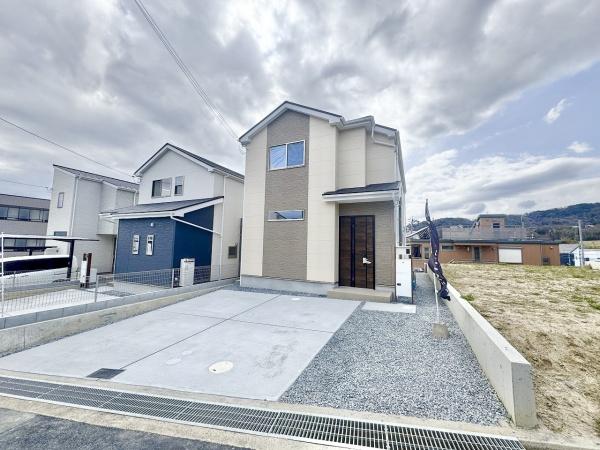 高槻市奈佐原元町の新築一戸建