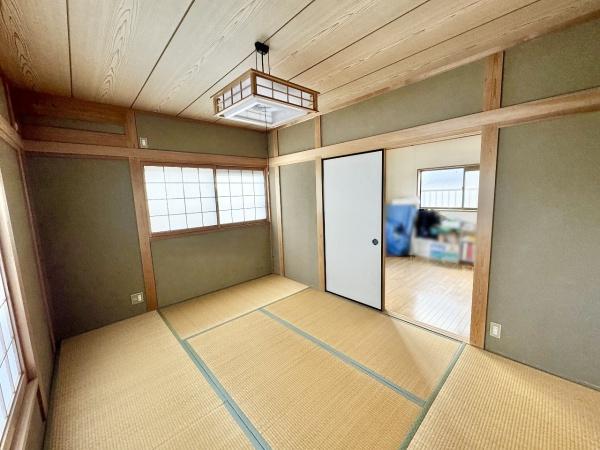 高槻市南平台５丁目の中古一戸建て