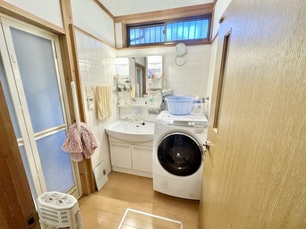 高槻市南平台５丁目の中古一戸建て